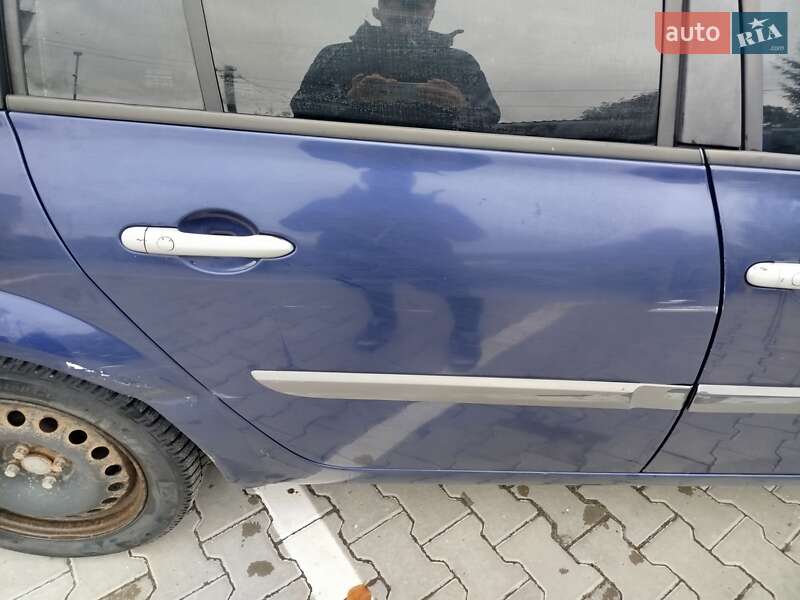 Универсал Renault Megane 2005 в Староконстантинове