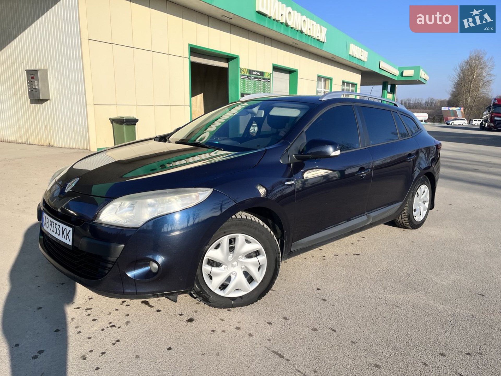 2010 Renault Megane - мініатюра 2
