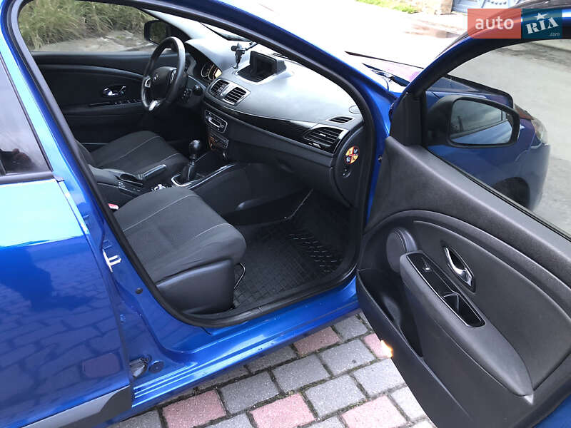 Хетчбек Renault Megane 2012 в Шептицькому фото 9 Хетчбек Renault Megane 2012 в Шептицькому