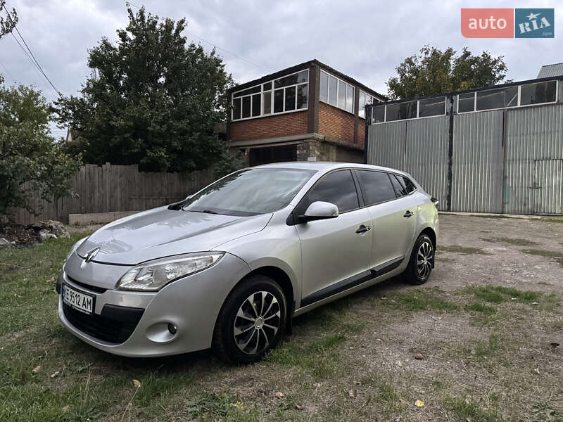 Универсал Renault Megane 2012 в Кривом Роге фото 3 Универсал Renault Megane 2012 в Кривом Роге