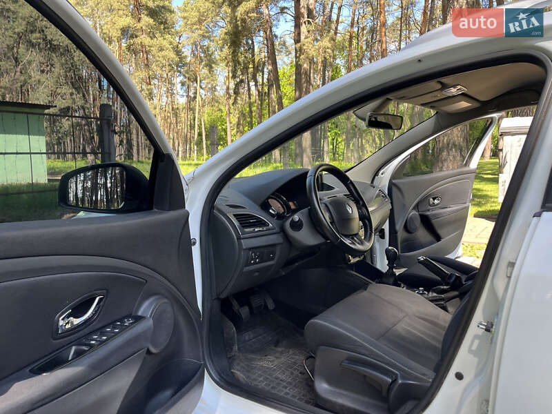 Універсал Renault Megane 2012 в Чернігові фото 22 Універсал Renault Megane 2012 в Чернігові