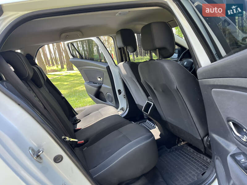 Універсал Renault Megane 2012 в Чернігові фото 27 Універсал Renault Megane 2012 в Чернігові