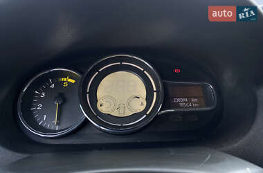 Хетчбек Renault Megane 2012 в 