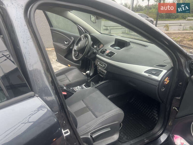 Хэтчбек Renault Megane 2011 в Виннице