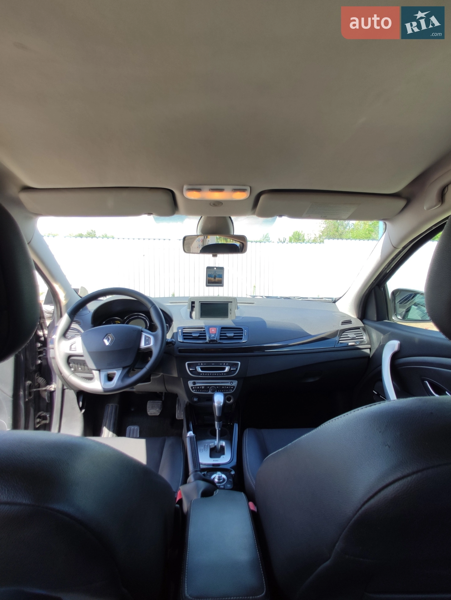 2011 Renault Megane - мініатюра 12