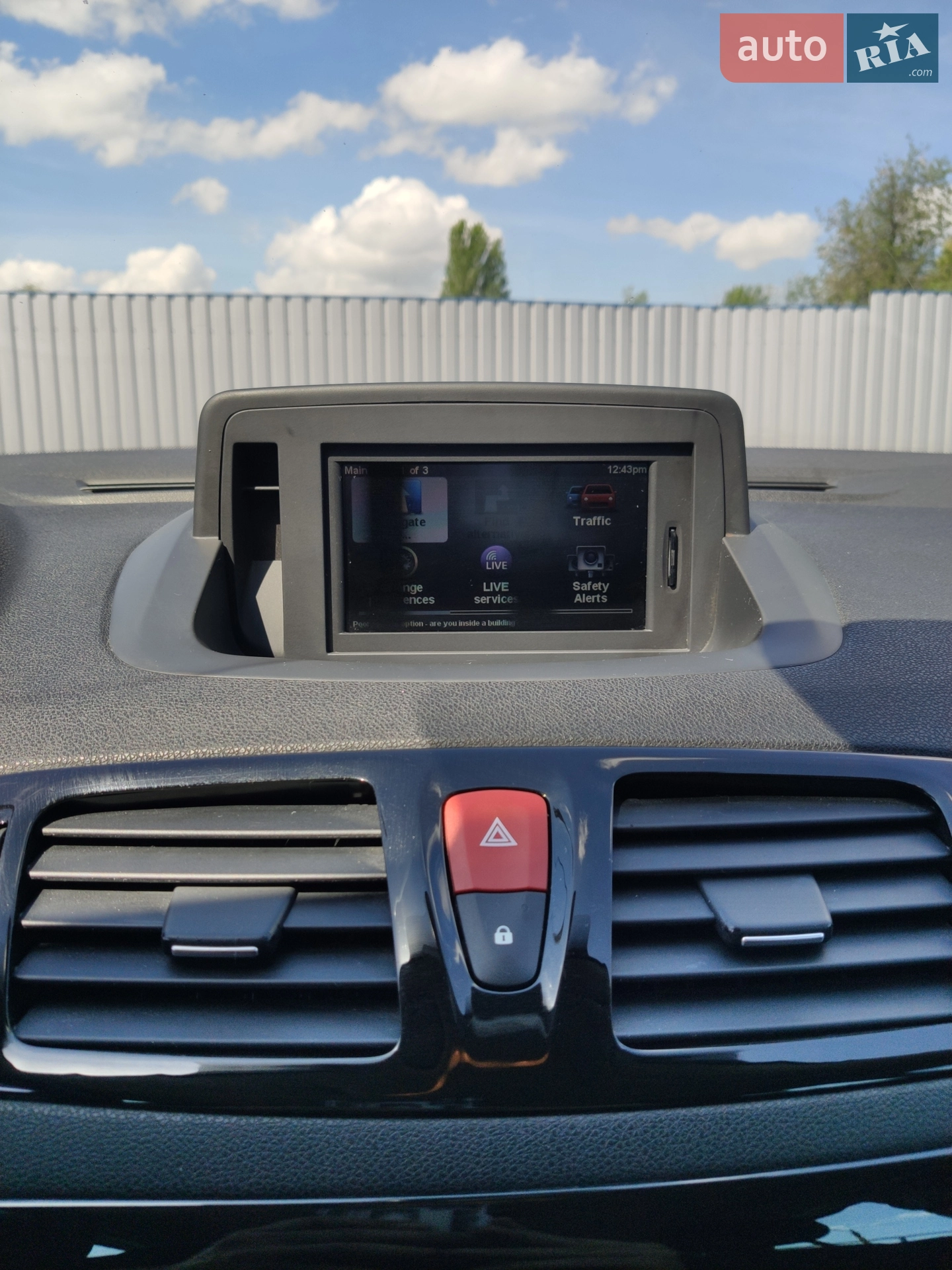 2011 Renault Megane - мініатюра 16