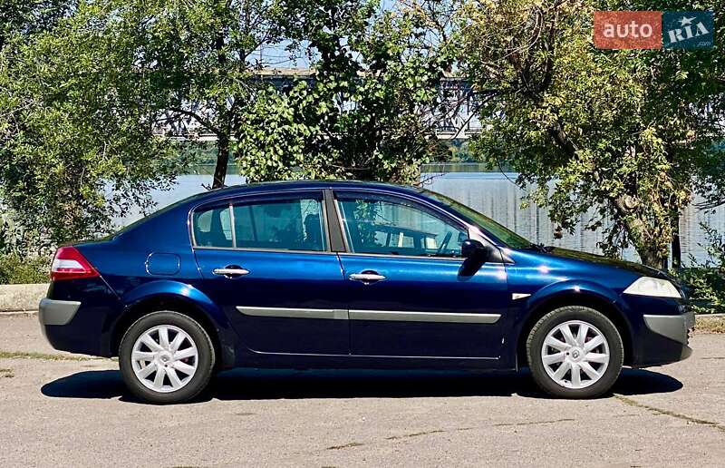 Седан Renault Megane 2007 в Дніпрі фото 3 Седан Renault Megane 2007 в Дніпрі