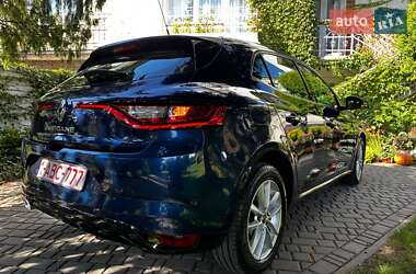 Хэтчбек Renault Megane 2017 в 