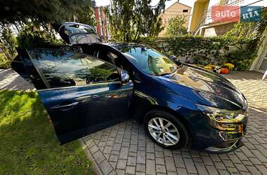 Хэтчбек Renault Megane 2017 в 