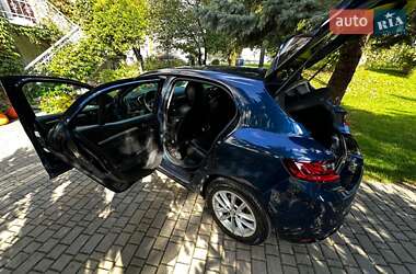 Хэтчбек Renault Megane 2017 в 