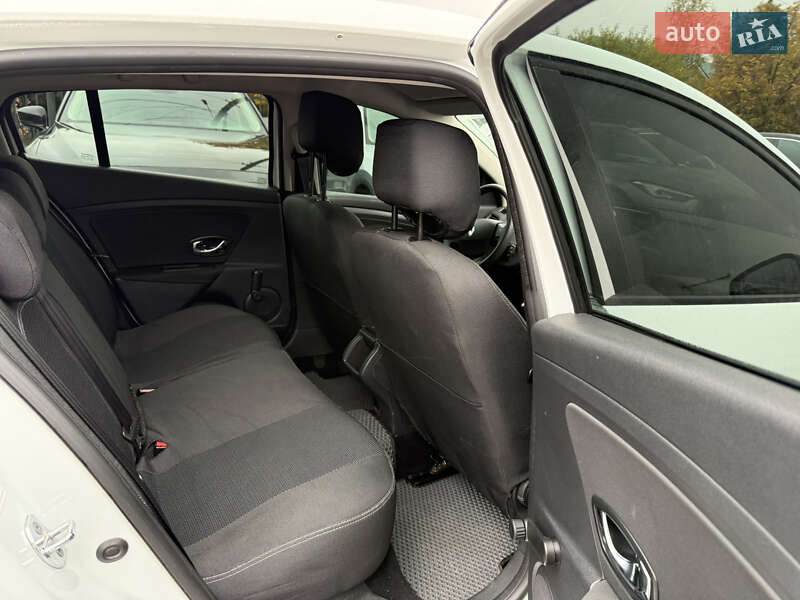 Хэтчбек Renault Megane 2015 в Полтаве