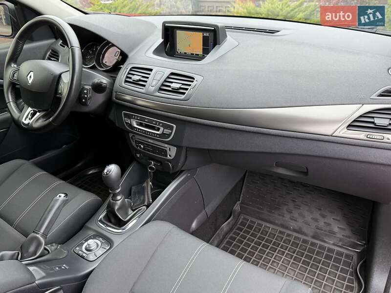 Універсал Renault Megane 2014 в Борисполі фото 53 Універсал Renault Megane 2014 в Борисполі