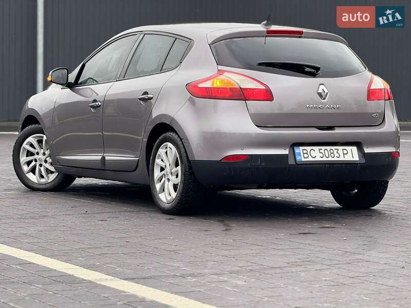 Хэтчбек Renault Megane 2013 в Самборе