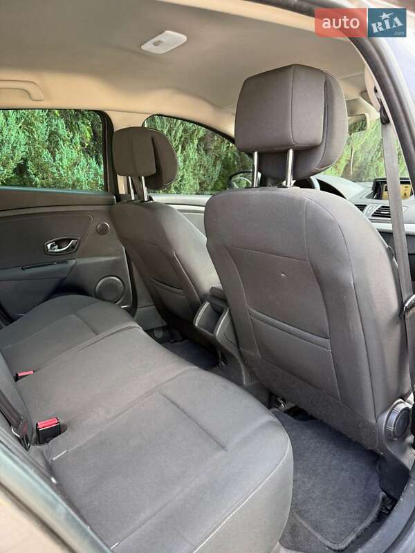 Хэтчбек Renault Megane 2013 в Самборе