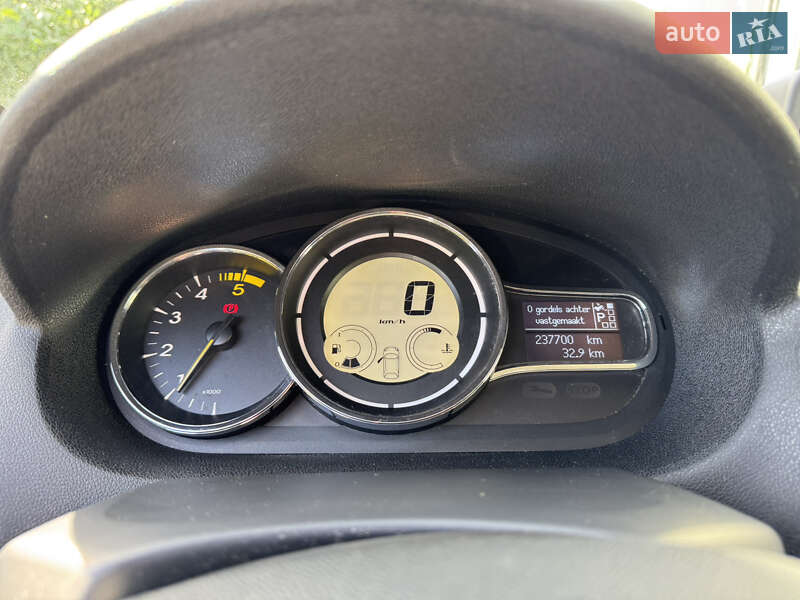 Универсал Renault Megane 2011 в Староконстантинове