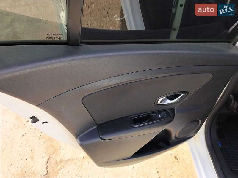 Універсал Renault Megane 2010 в Тернополі фото 10 Універсал Renault Megane 2010 в Тернополі