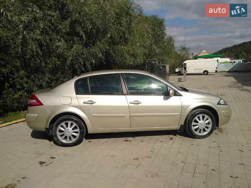 Седан Renault Megane 2009 в Тернополі