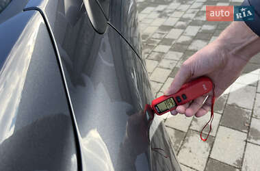 Хэтчбек Renault Megane 2012 в 