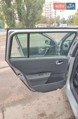 Універсал Renault Megane 2005 в  фото 18 Універсал Renault Megane 2005 в