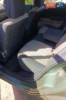 Універсал Renault Megane 2004 в Лозовій
