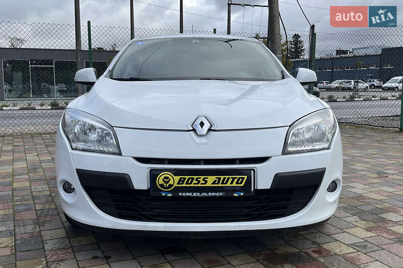 Хетчбек Renault Megane 2011 в Стрию фото 2 Хетчбек Renault Megane 2011 в Стрию