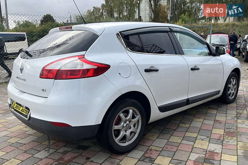Хетчбек Renault Megane 2011 в Стрию фото 7 Хетчбек Renault Megane 2011 в Стрию