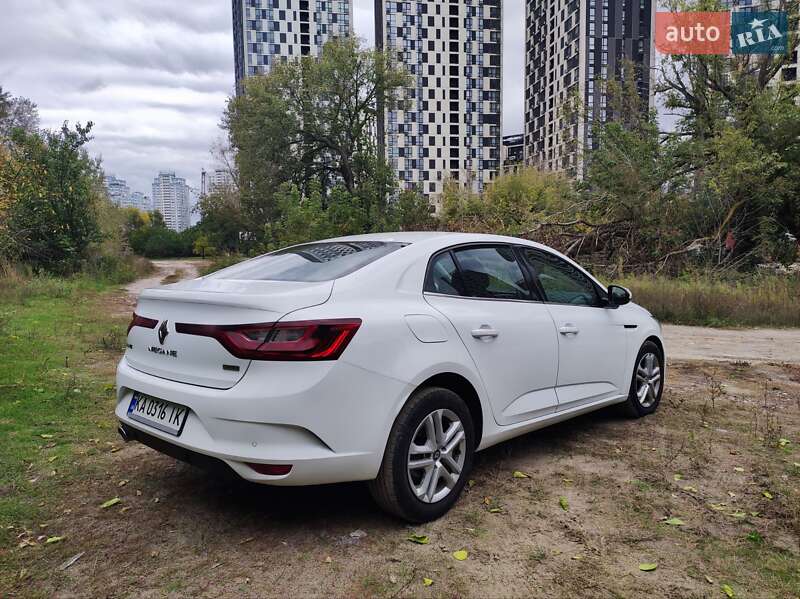 Седан Renault Megane 2017 в Києві фото 4 Седан Renault Megane 2017 в Києві