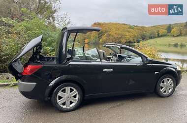 Кабриолет Renault Megane 2005 в  фото 8 Кабриолет Renault Megane 2005 в
