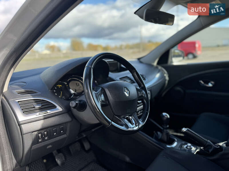 Универсал Renault Megane 2014 в Киеве