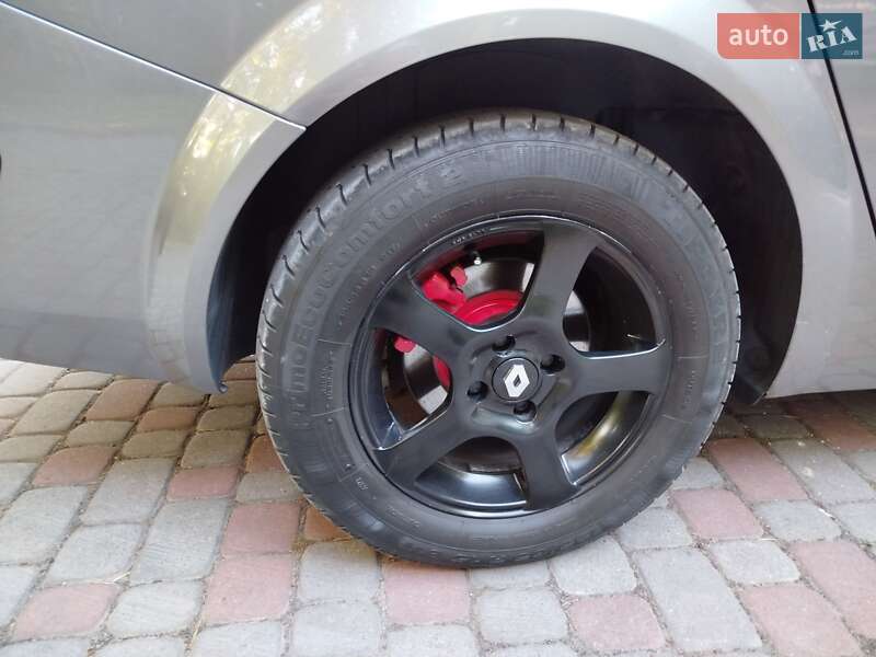 Універсал Renault Megane 2005 в Стебнику фото 3 Універсал Renault Megane 2005 в Стебнику