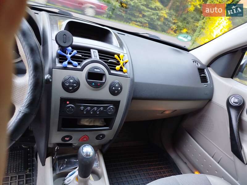 Універсал Renault Megane 2005 в Стебнику фото 20 Універсал Renault Megane 2005 в Стебнику