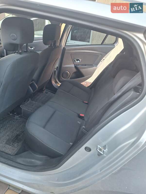 Универсал Renault Megane 2014 в Гайсине
