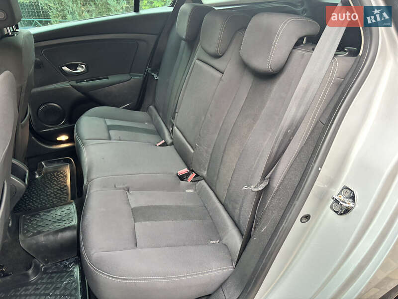 Универсал Renault Megane 2010 в Александрие