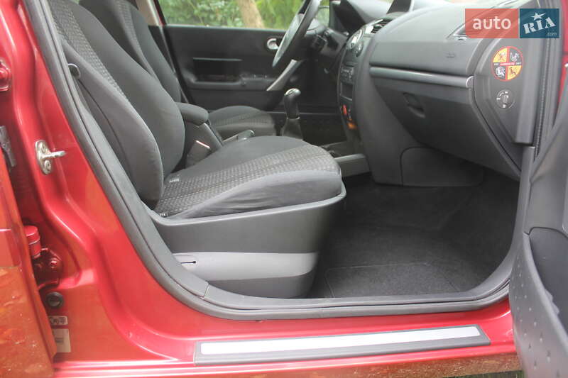 Универсал Renault Megane 2006 в Чернигове