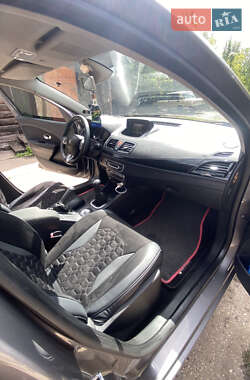 Универсал Renault Megane 2011 в 