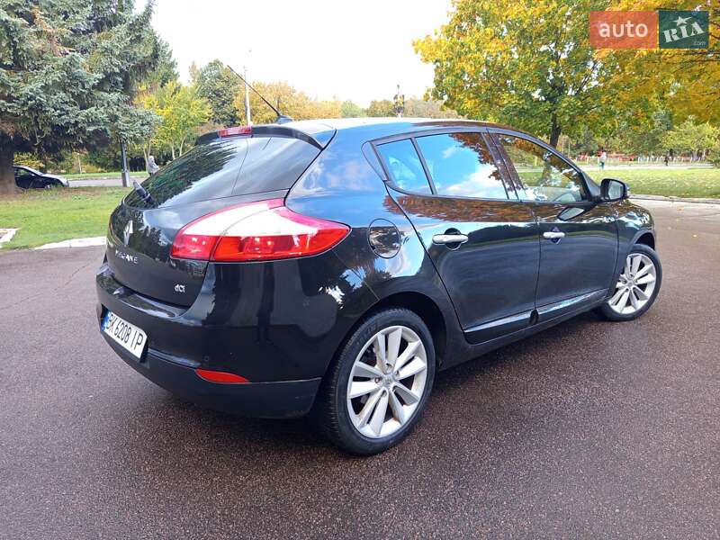 Хетчбек Renault Megane 2010 в Рівному фото 7 Хетчбек Renault Megane 2010 в Рівному