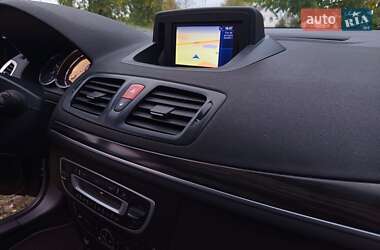 Хетчбек Renault Megane 2010 в 