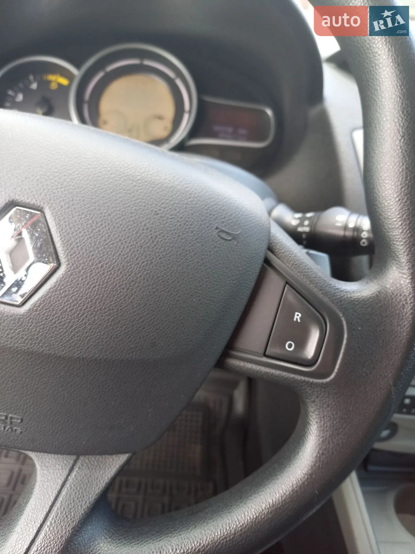 2010 Renault Megane - мініатюра 30