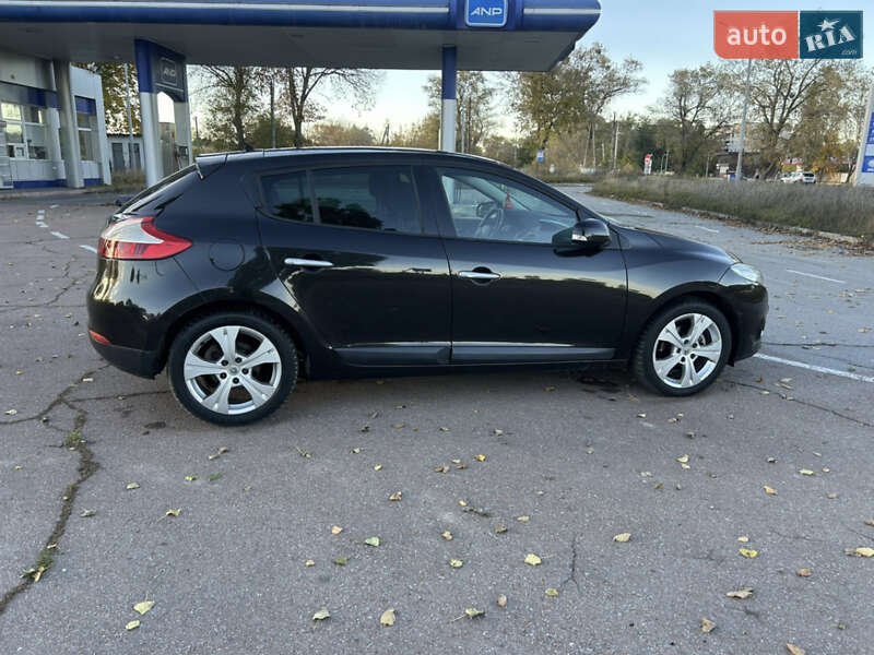 Хетчбек Renault Megane 2009 в Сарнах
