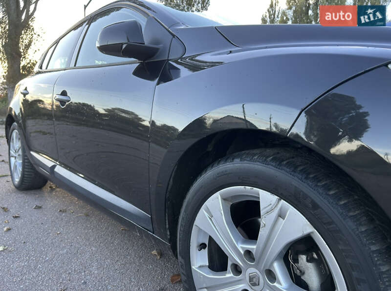 Хетчбек Renault Megane 2009 в Сарнах