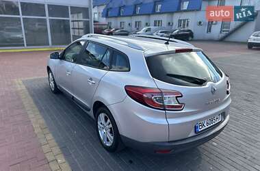 Универсал Renault Megane 2010 в 