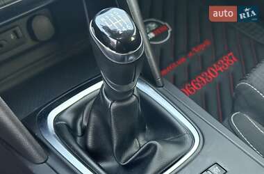 Універсал Renault Megane 2017 в  фото 33 Універсал Renault Megane 2017 в