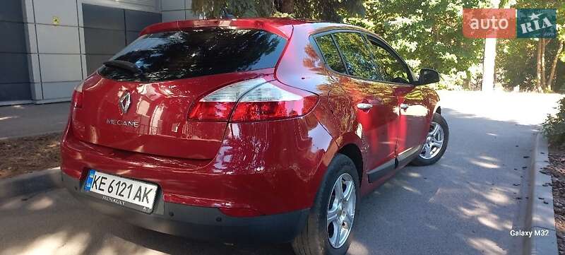 Хетчбек Renault Megane 2009 в Кам'янському фото 3 Хетчбек Renault Megane 2009 в Кам'янському
