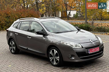 Універсал Renault Megane 2011 в  фото 5 Універсал Renault Megane 2011 в