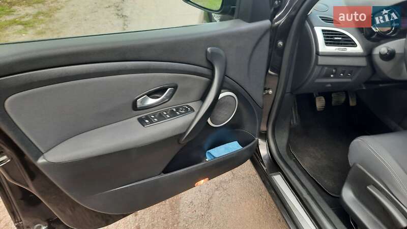 Хетчбек Renault Megane 2009 в Олександрії фото 3 Хетчбек Renault Megane 2009 в Олександрії