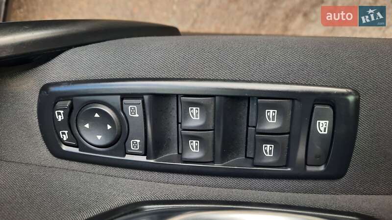 Хетчбек Renault Megane 2009 в Олександрії фото 12 Хетчбек Renault Megane 2009 в Олександрії