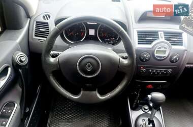 Хэтчбек Renault Megane 2008 в 