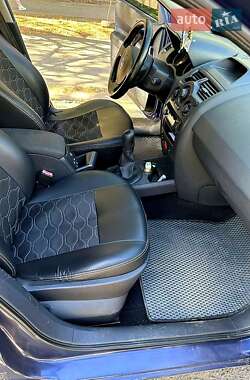 Седан Renault Megane 2004 в 