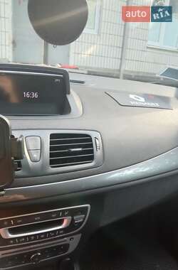Хетчбек Renault Megane 2014 в  фото 17 Хетчбек Renault Megane 2014 в