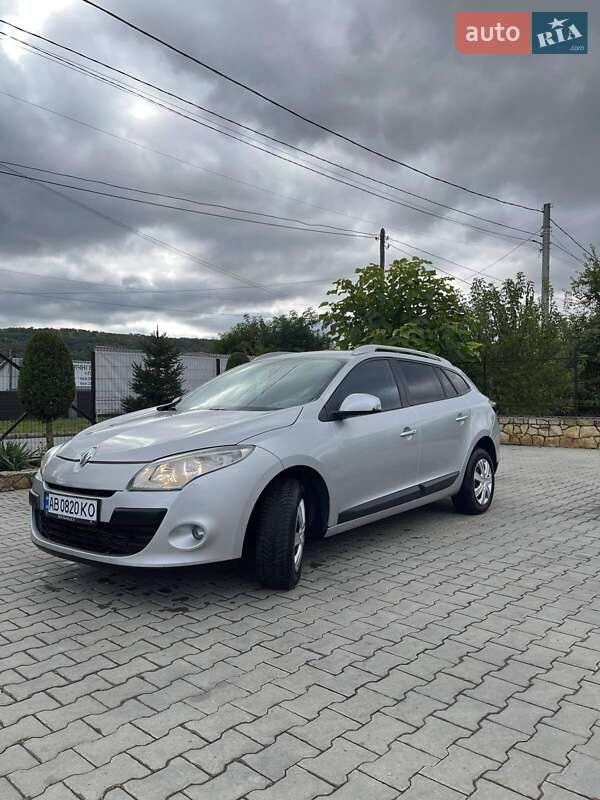 Универсал Renault Megane 2010 в Могилев-Подольске